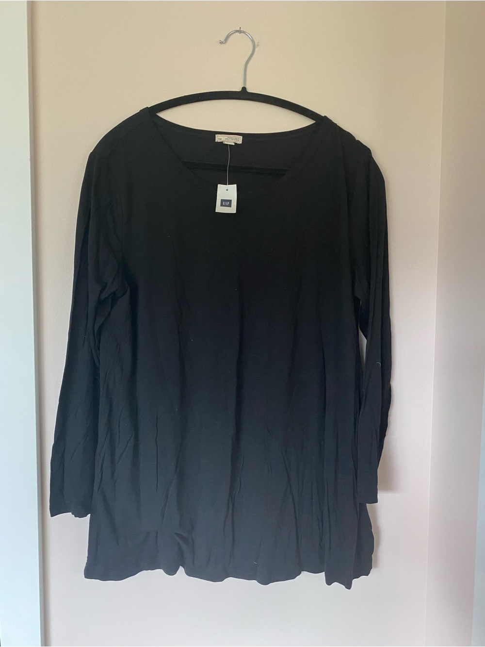 GAP Black Long Sleeve Scoop-Neck Top